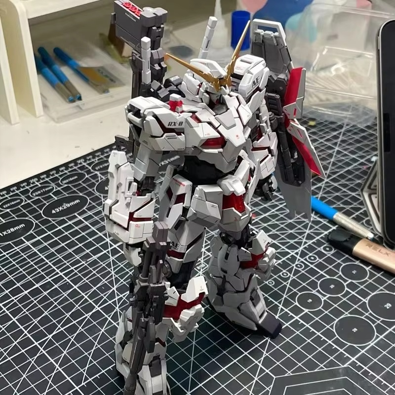 Em Estoque HG 1/144 RX-0 Unico - Bandai Gundam Rg avaliação e preço